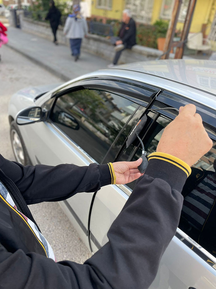 Konak Oto Kilitçisi